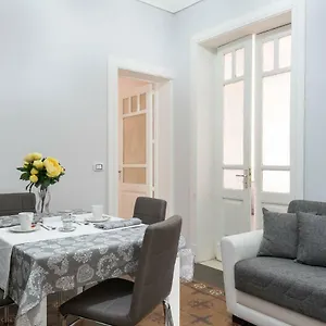 https://gramignani-house-catania.catania-hotels.net